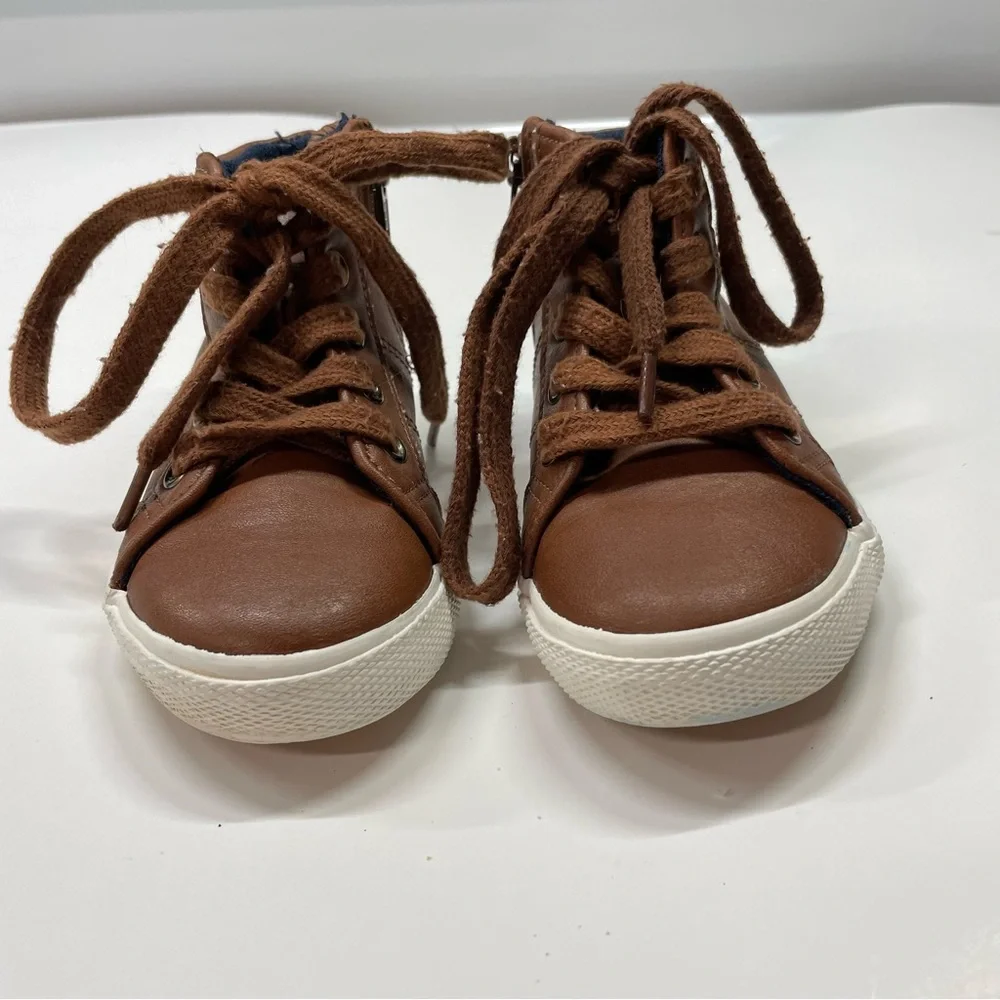 Cat & Jack brown‎ toddler boys boots. SZ 7.